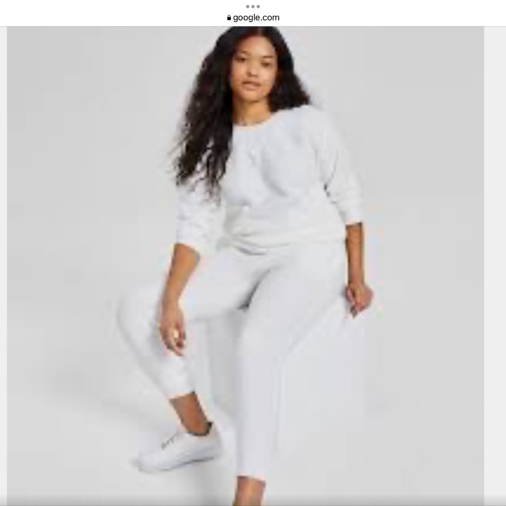 Jenni Women's Solid Sherpa Pajama Set, size M